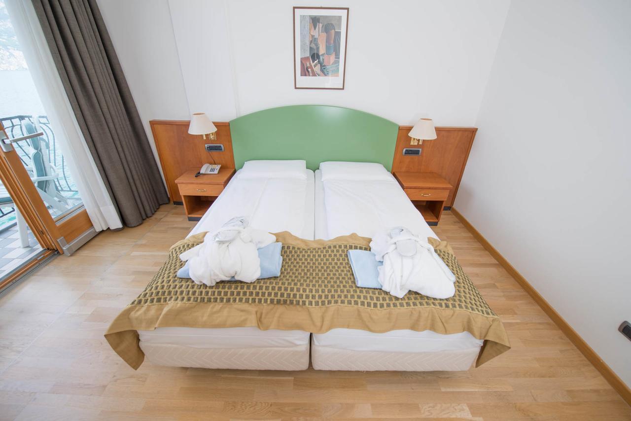Hotel Venezia Malcesine Bagian luar foto